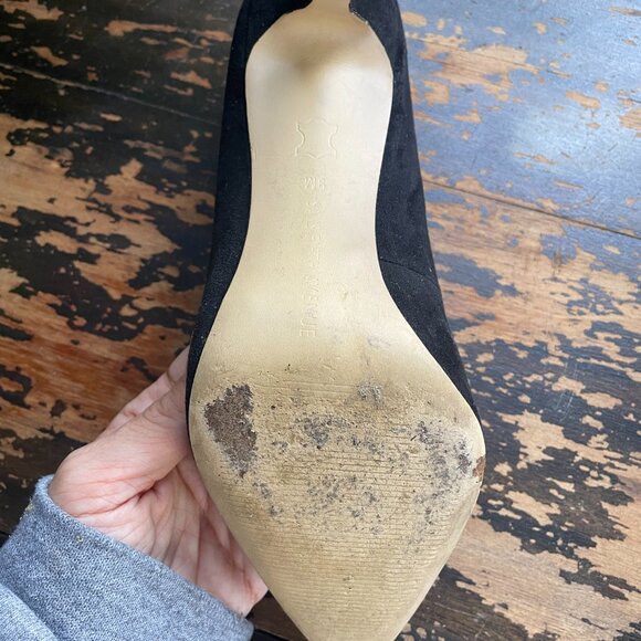 Size 9 Saks Fifth Avenue Pointed Toe Black Suede Stilettos - Picture 7 of 10